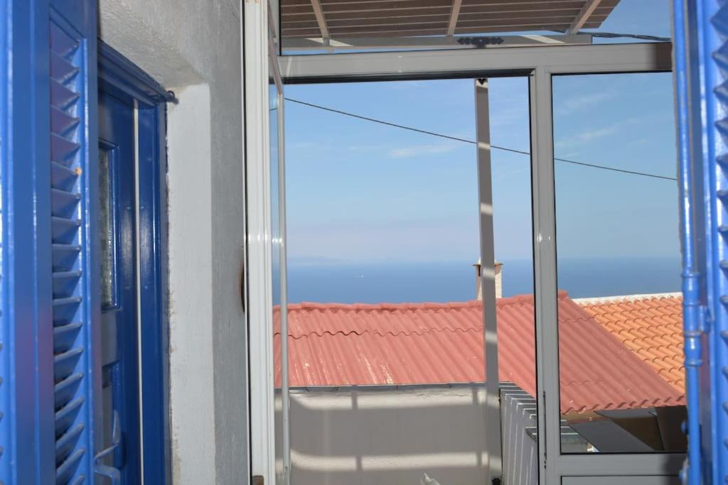 The House Of Grandma Zinios Villa Ioulis Exteriör bild